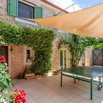 5 Bedroom Cozy In Ferienhaus
