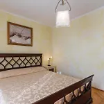 5 Bedroom Cozy In Ferienhaus *