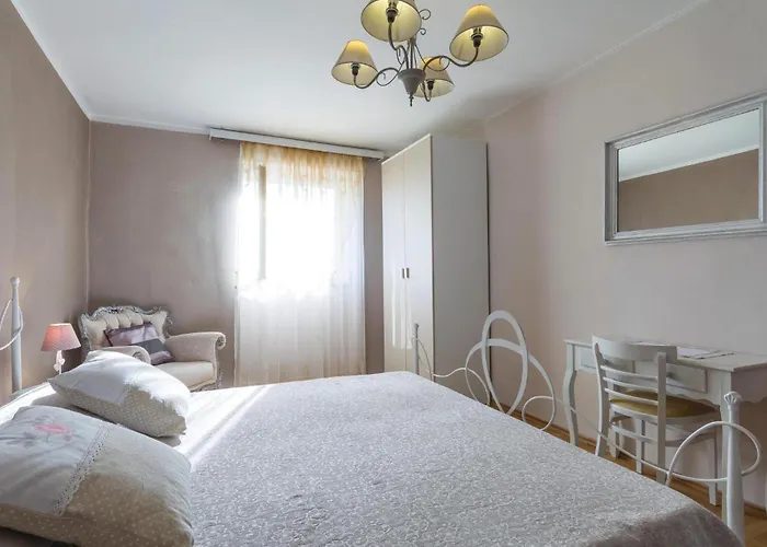 5 Bedroom Cozy In * Galižana