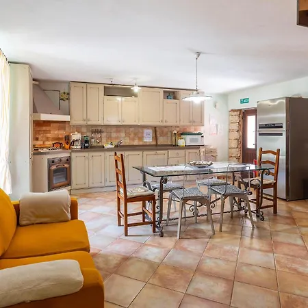 5 Bedroom Cozy In *